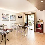 Lori Bed and breakfast 4*