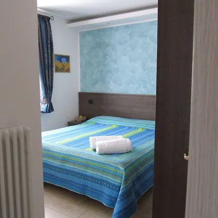 Lori 4* Граведона