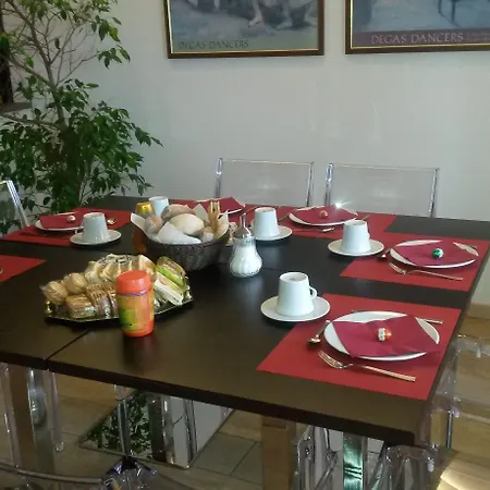 Lori Alojamento de Acomodação e Pequeno-almoço 4*