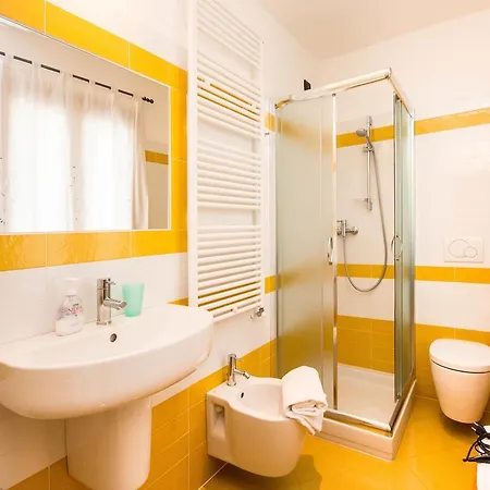 Lori Граведона