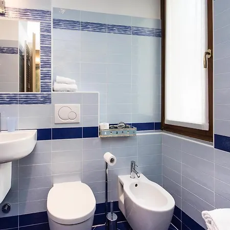 Lori 4* Граведона