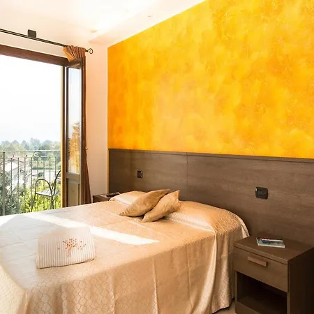 Lori Отель типа 