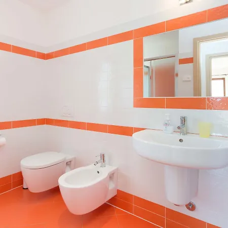 Lori 4* Граведона